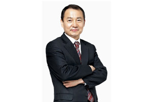 한국화장품 사장으로 두진문 이사가 취임하였습니다.